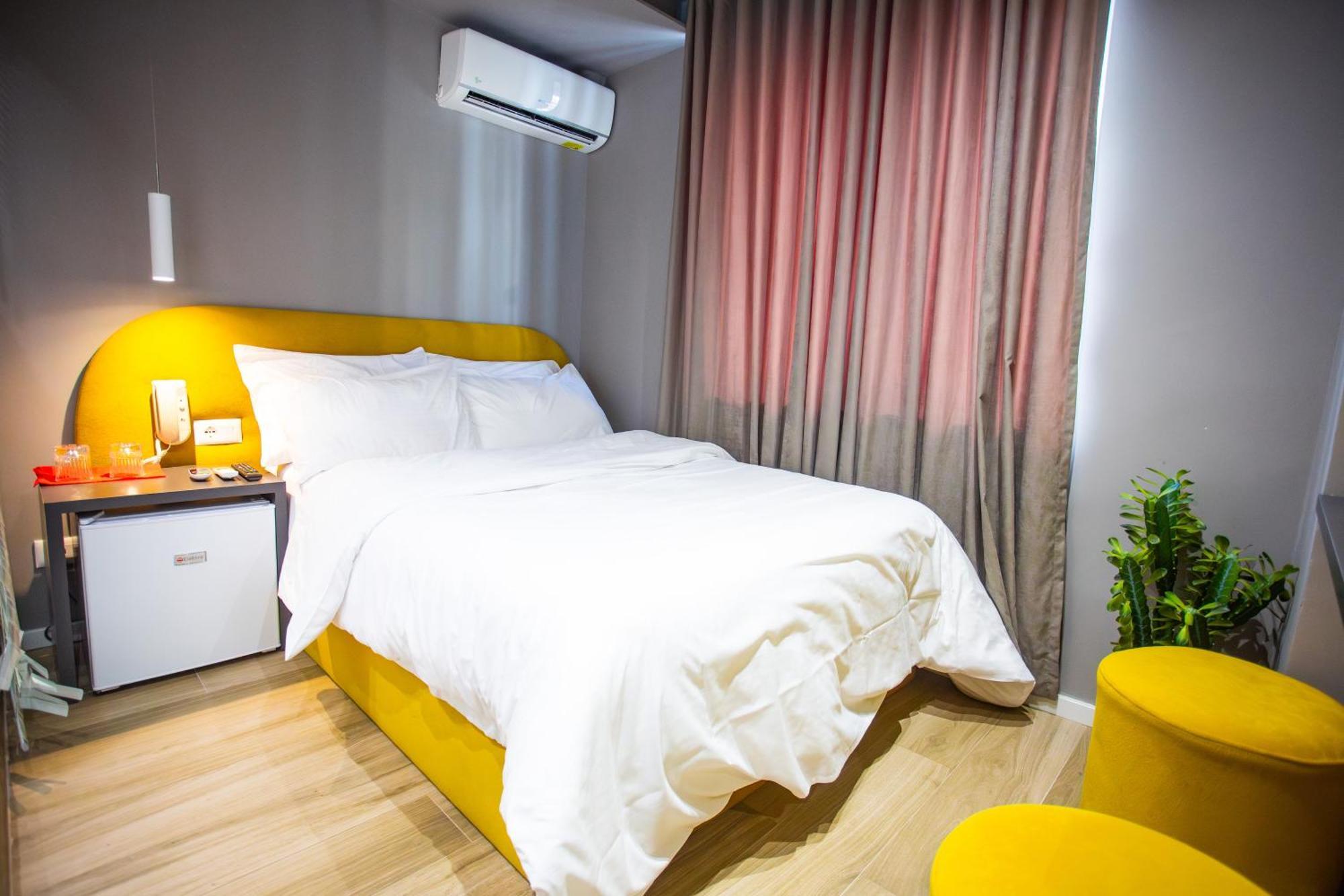 The Bubbles - Jacuzzi Hotel Tirana Exteriör bild